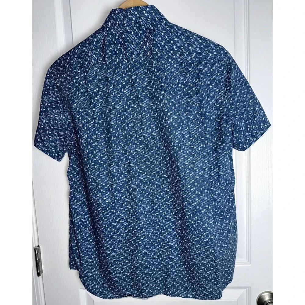 J. Crew Short Sleeve Button Down Shirt Mens Size‎ L Large Blue Geometric Print